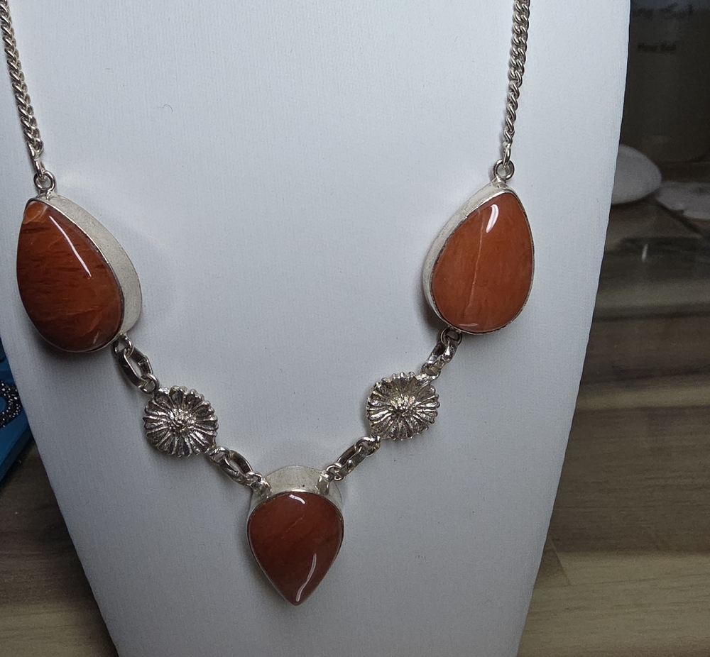 Vintage Sterling Silver Stamped 925 With Jasper Teardrop Stones.